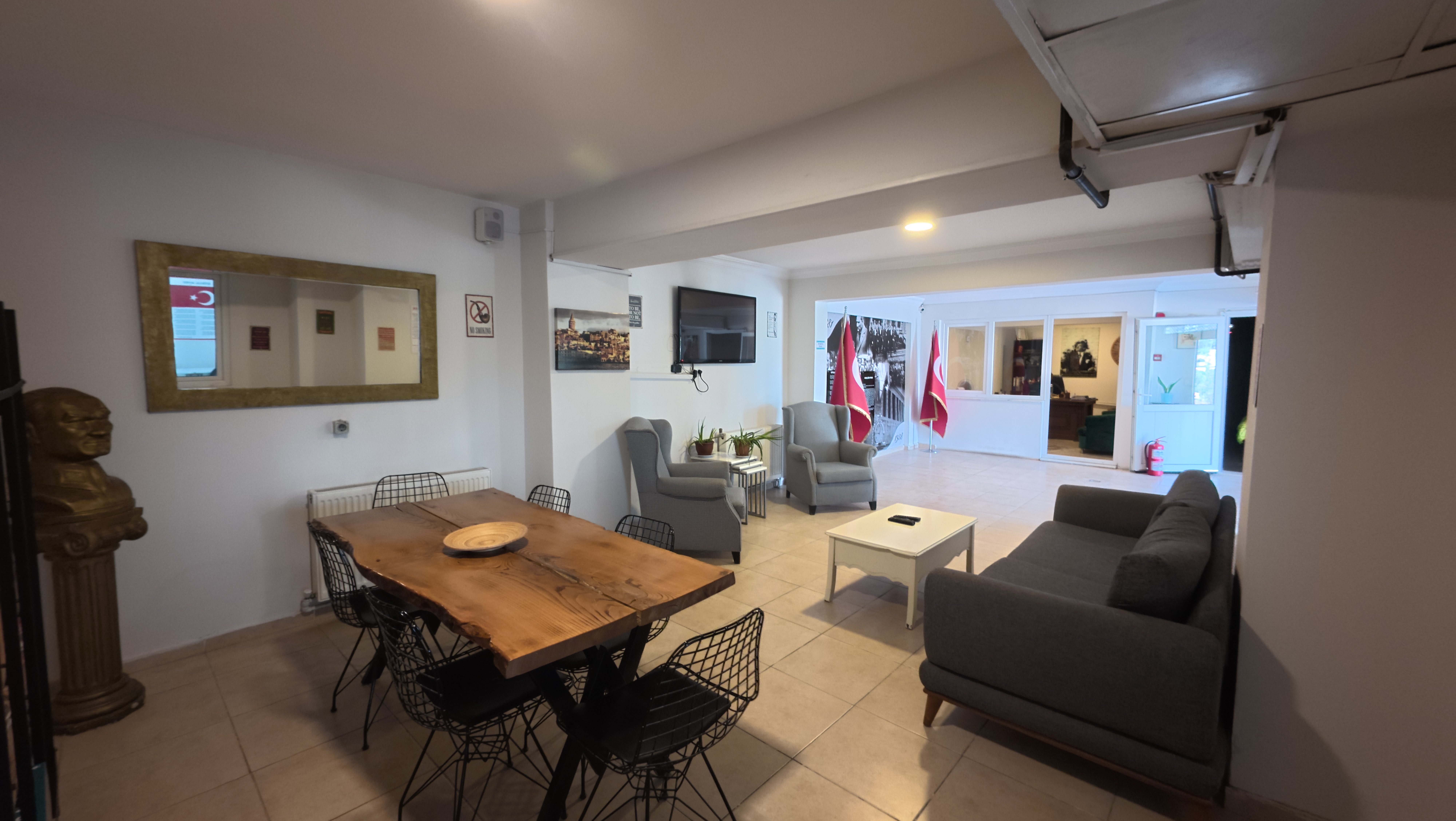 İzmir Buca Erkek Öğrenci Yurdu İzmir Buca Erkek Öğrenci Yurdu